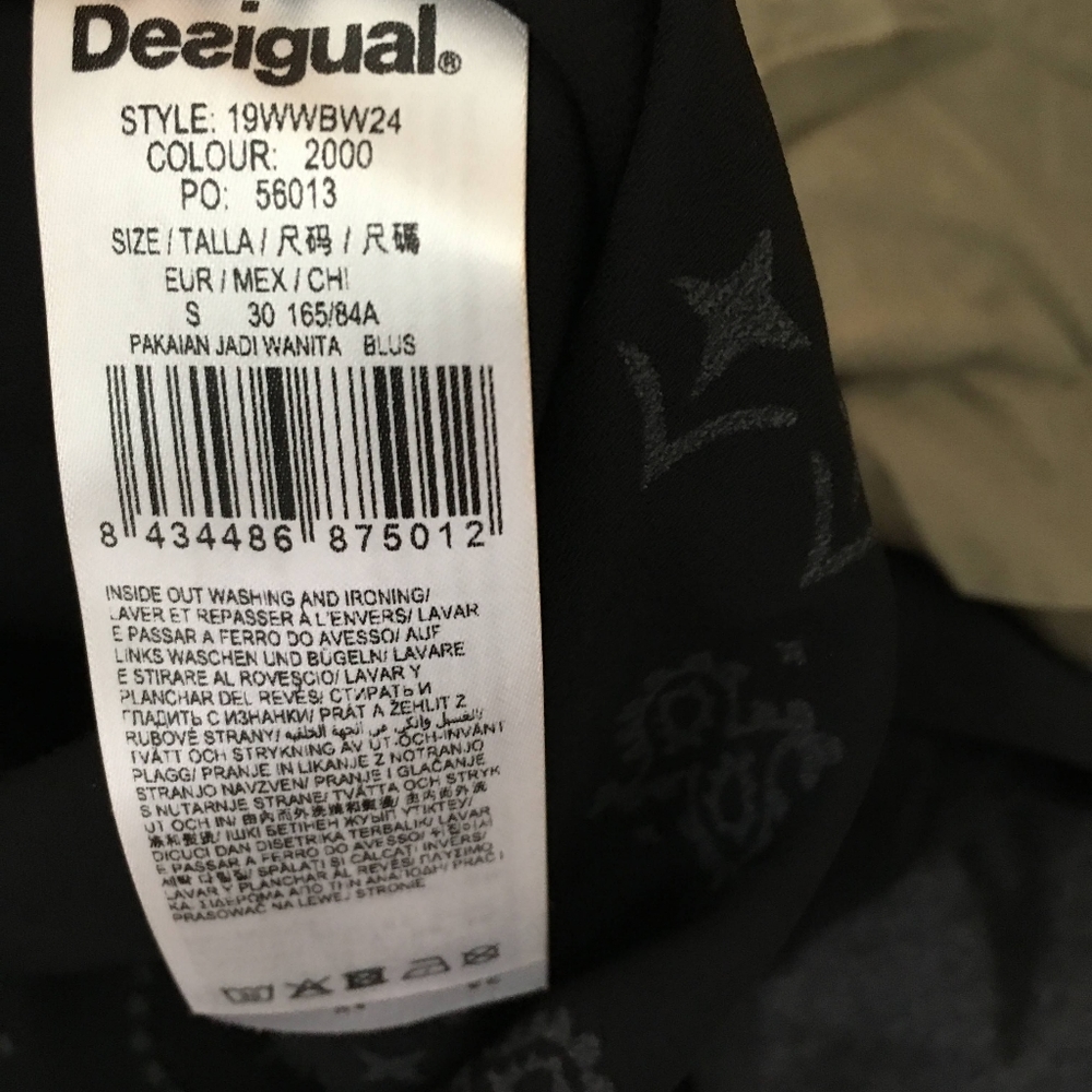 New Asymmetric blouse from Desiguals size S - Picture 12 of 16